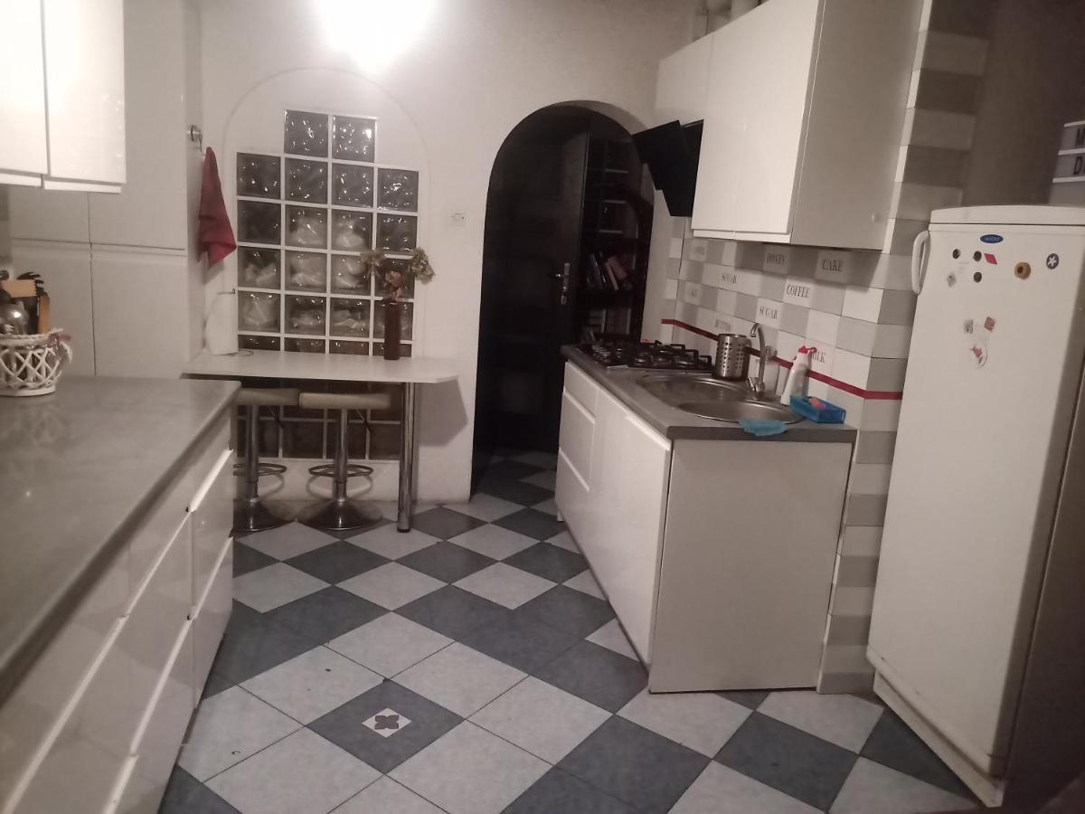 Pokoj W Domu Z Duzym Ogrodem Krakow Exterior photo